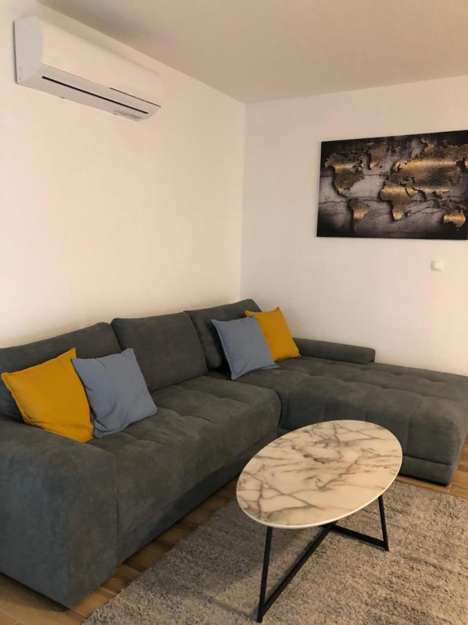 Adria-Appartment-Island-Vir #Sea #Beach #Wifi #Privateparking #Netflix Exterior photo